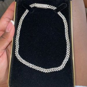 ❤️🚫AUTHENTIC CUBAN NECKLACE❤️🚫